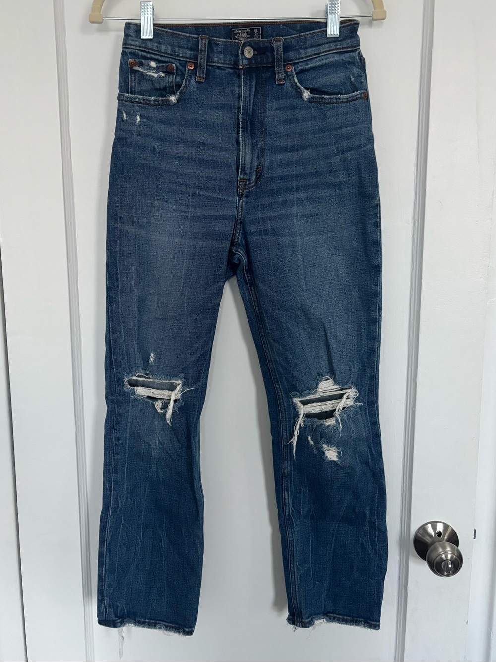 Abercrombie & Fitch Straight-Leg Distressed Jeans